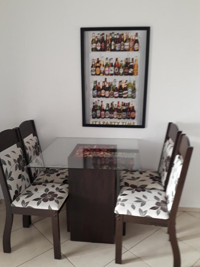 Apartamento Orquidea กัมโปส โดส กอยตากาเซส ภายนอก รูปภาพ