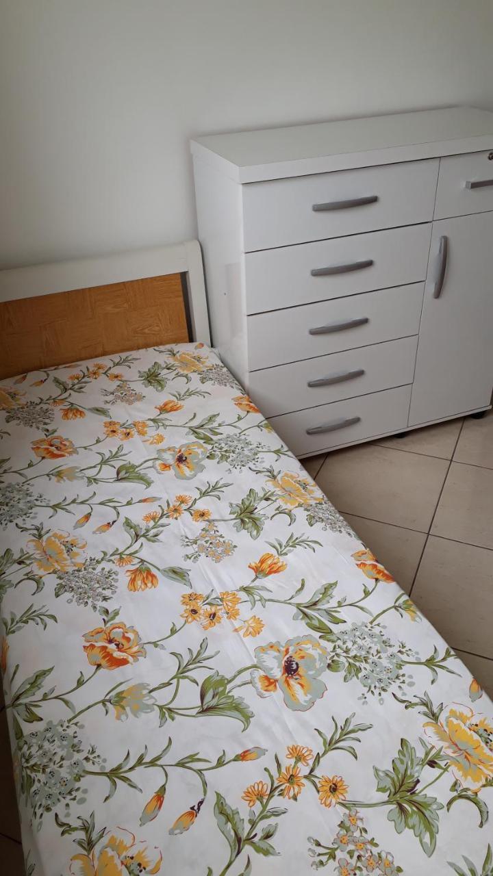 Apartamento Orquidea กัมโปส โดส กอยตากาเซส ภายนอก รูปภาพ